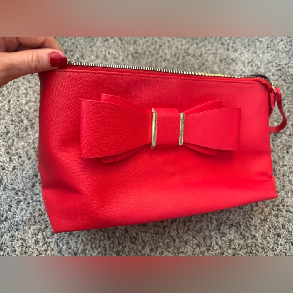 Red Bow Accent Women's Bag